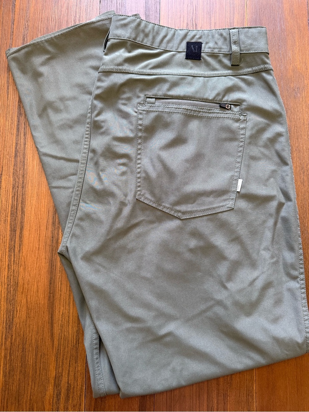 Vuori Meta Performance Chino Pants Olive